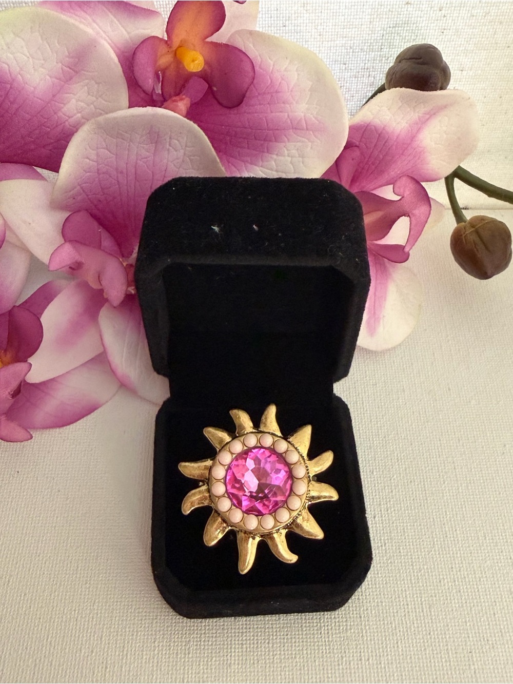 Kurt Geiger Gold Sunburst Cocktail Ring with Pink Stone Sz 9